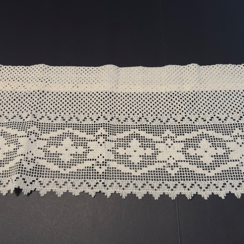 Crochet Lace Valance Cream Diamond Floral Vintage 56x11 Cafe Curtain